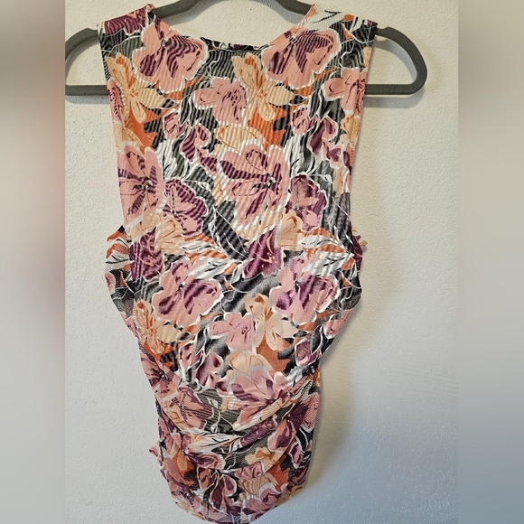 Cable & Gauge Side Cinch Sleeveless Blouse Women's Size Large NWT - Picture 4 of 10